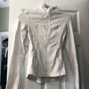 Lululemon define zip up